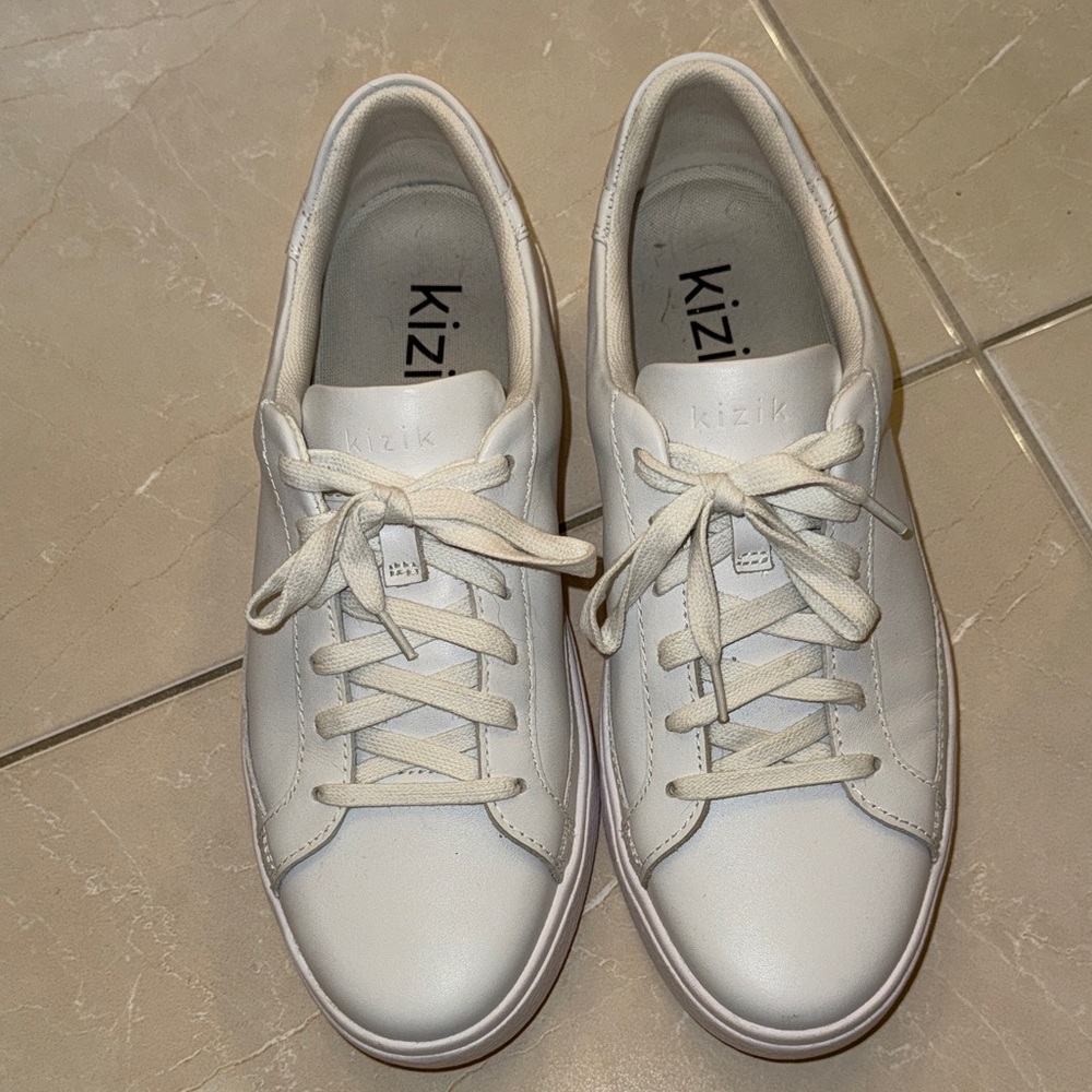 Kizik Women's White Leather Sneakers